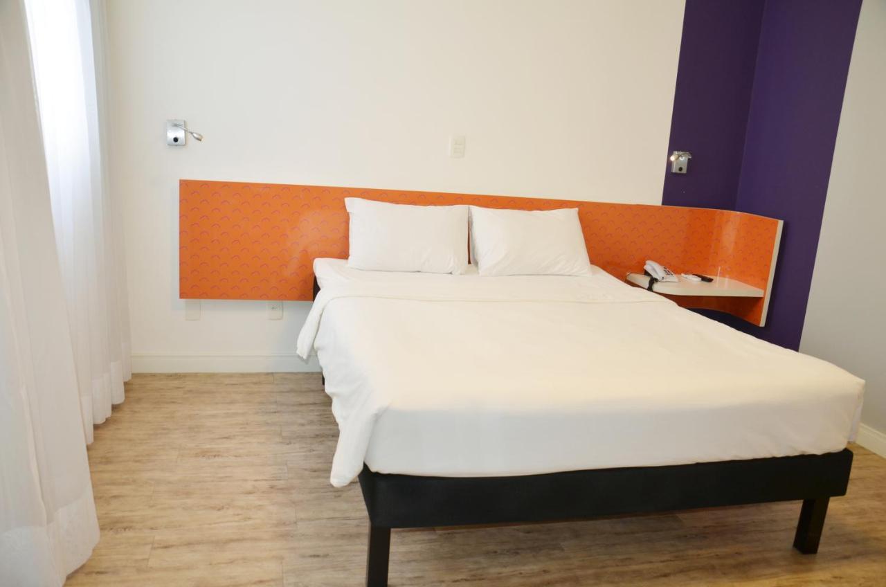 Ibis Styles - 1 Quadra Do Mar Hotel Balneario Camboriu